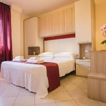 Augusta Hotel 3*