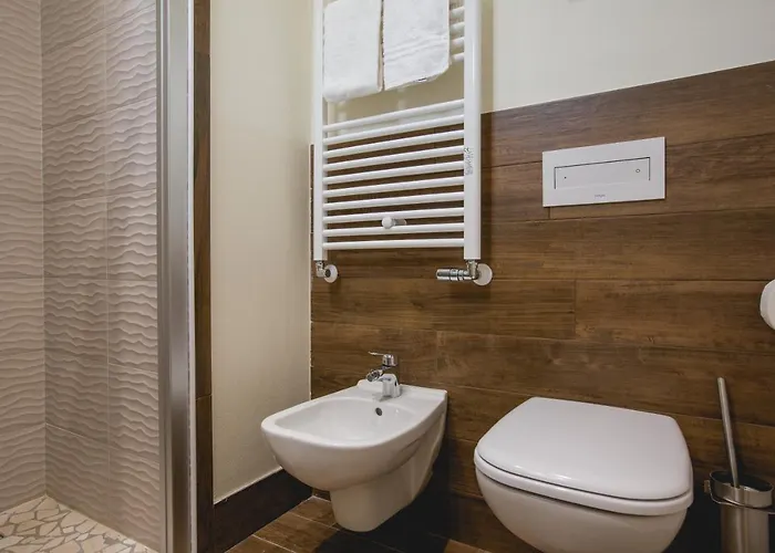 Augusta Hotel 3*